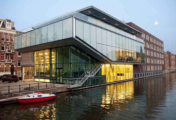 Photo Amsterdam Business School, Gebouw M, Roeterseiland
