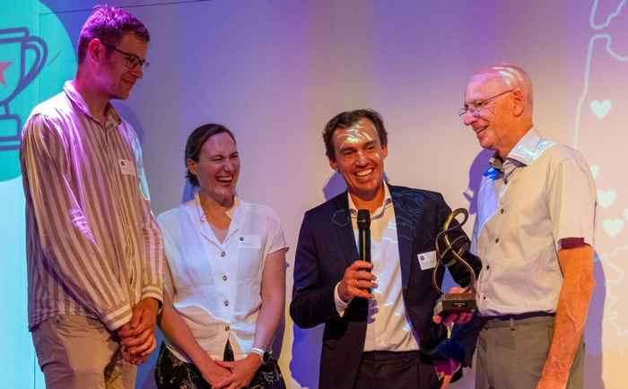 Rob de Lind van Wijngaarden (2nd from right)